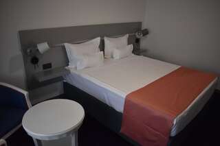 Отель Hotel Europolis Тулча Двухместный номер Делюкс с 1 кроватью-1